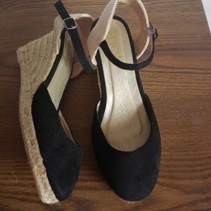 Refresh platform shoes size: 9